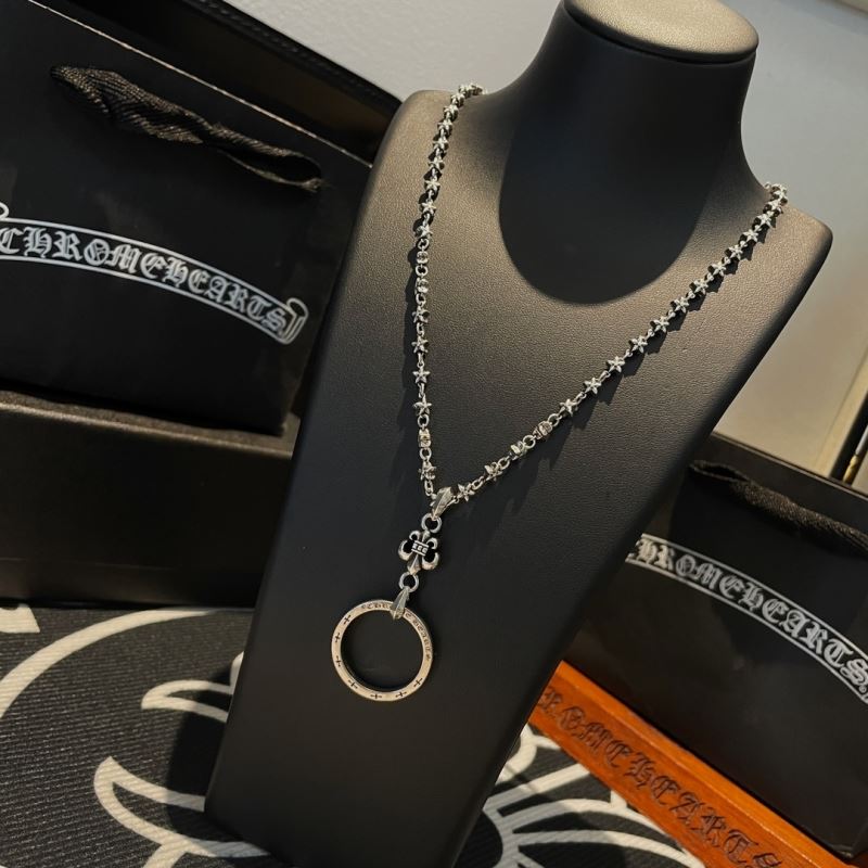 Ch*0me He**ts necklaces